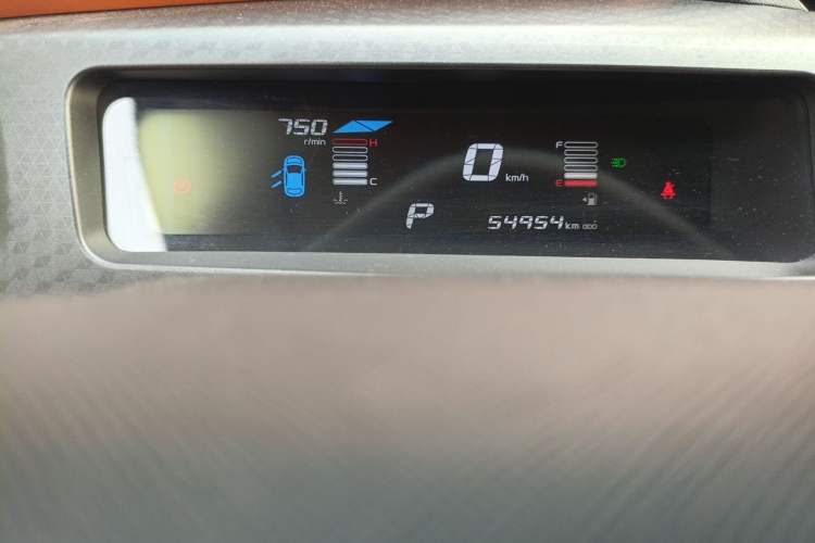 Used Geely Auto Vision X1 2017 1.3L Automatic Player Edition Odometer Close Up