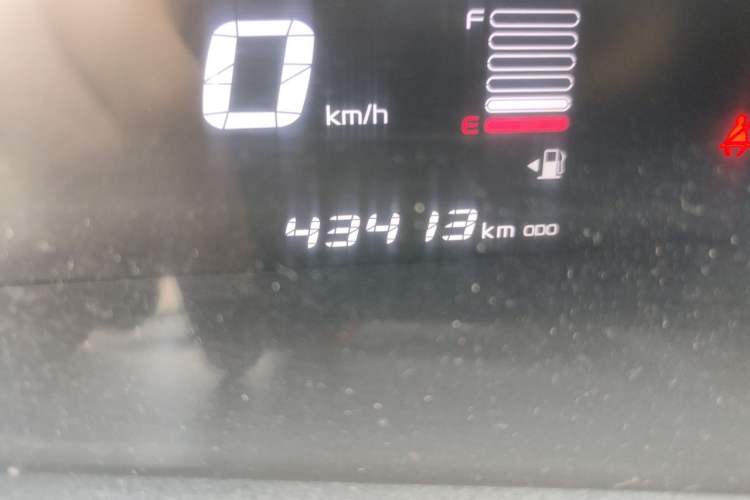 Used Geely Auto Vision X1 2017 1.3L Manual Frenzy Edition Odometer Close Up