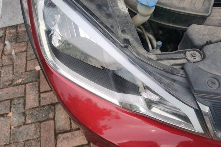 Used Geely Auto Vision X1 2017 1.3L Automatic Player Edition Right Front Headlight
