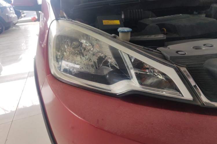 Used Geely Auto Vision X1 2017 1.3L Automatic Fun Edition Right Front Headlight