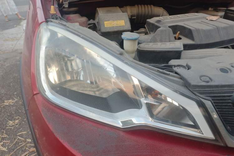 Used Geely Auto Vision X1 2017 1.3L Automatic Fun Edition Right Front Headlight