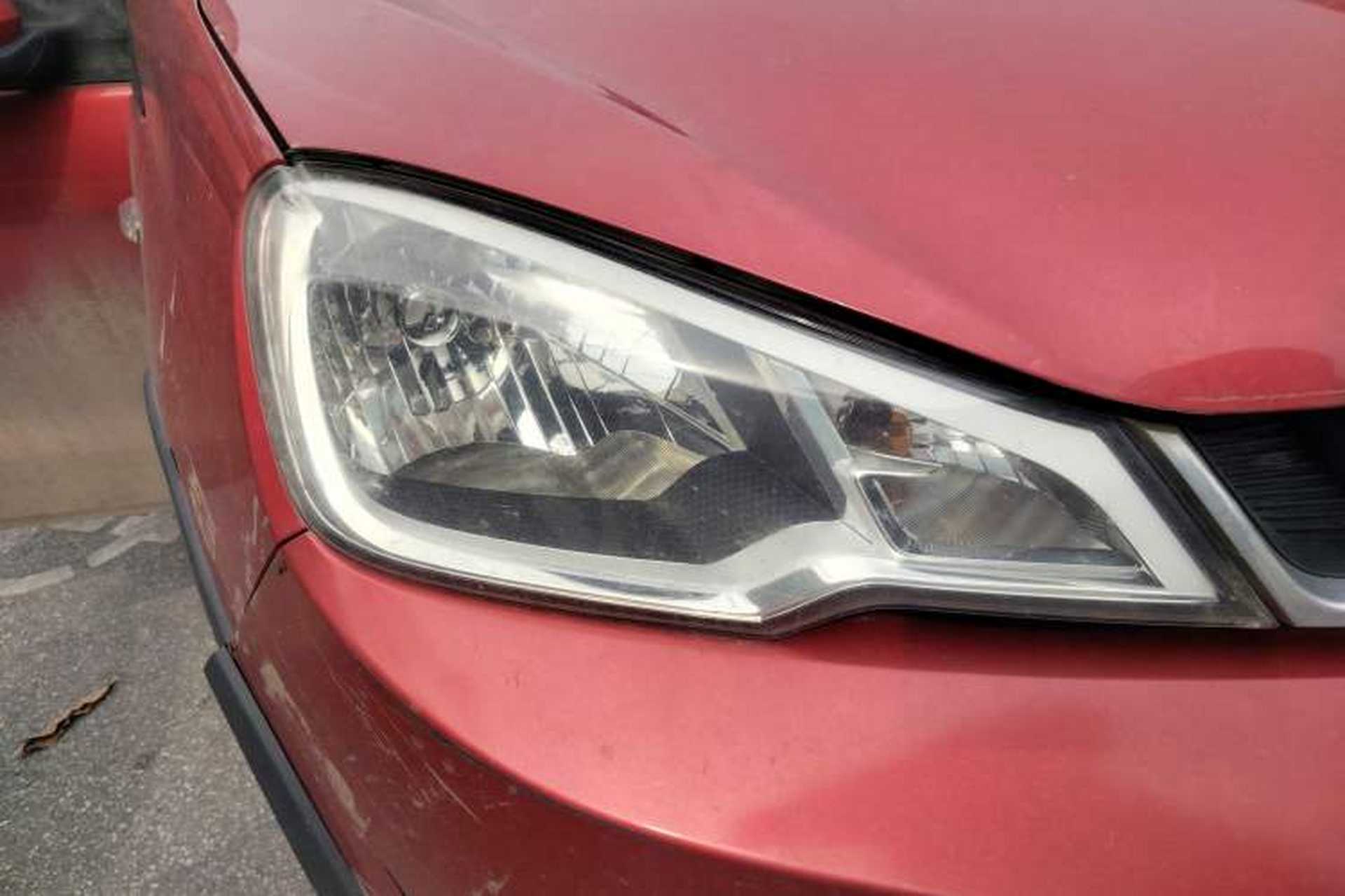 Used Geely Auto Vision X1 2017 1.3L Automatic Player Edition Right Front Headlight