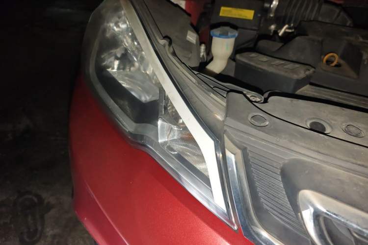 Used Geely Auto Vision X1 2017 1.3L Automatic Fun Edition Right Front Headlight