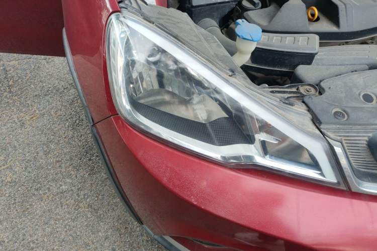 Used Geely Auto Vision X1 2017 1.3L Manual Frenzy Edition Right Front Headlight