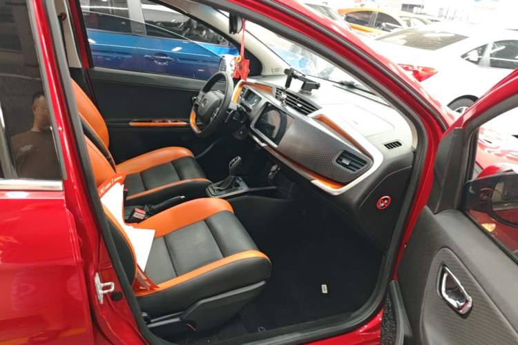 Used Geely Auto Vision X1 2017 1.3L Automatic Player Edition Right Front Seat