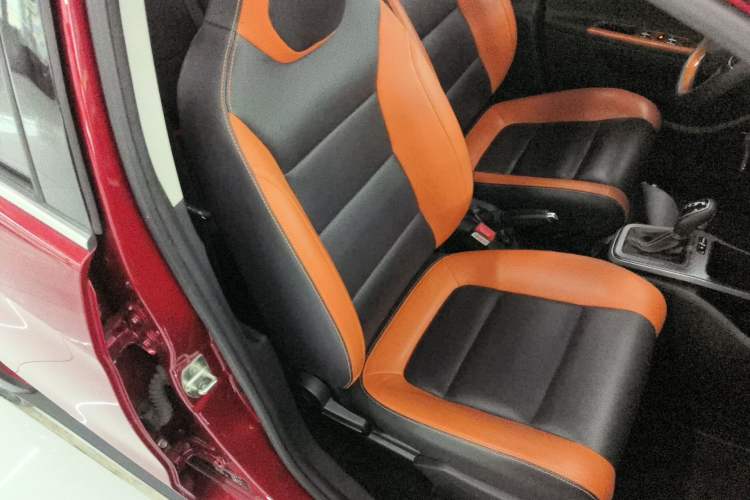 Used Geely Auto Vision X1 2017 1.3L Automatic Player Edition Right Front Seat