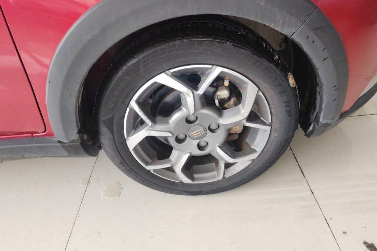 Used Geely Auto Vision X1 2017 1.3L Automatic Fun Edition Right Front Wheel Hub