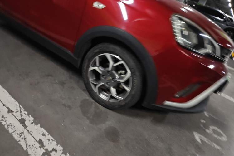 Used Geely Auto Vision X1 2017 1.3L Automatic Fun Edition Right Front Wheel Hub