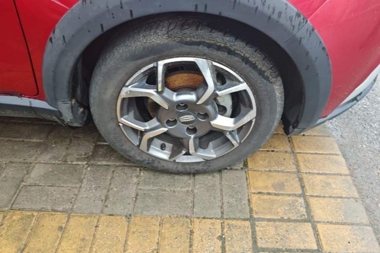 Used Geely Auto Vision X1 2017 1.3L Automatic Player Edition Right Front Wheel Hub