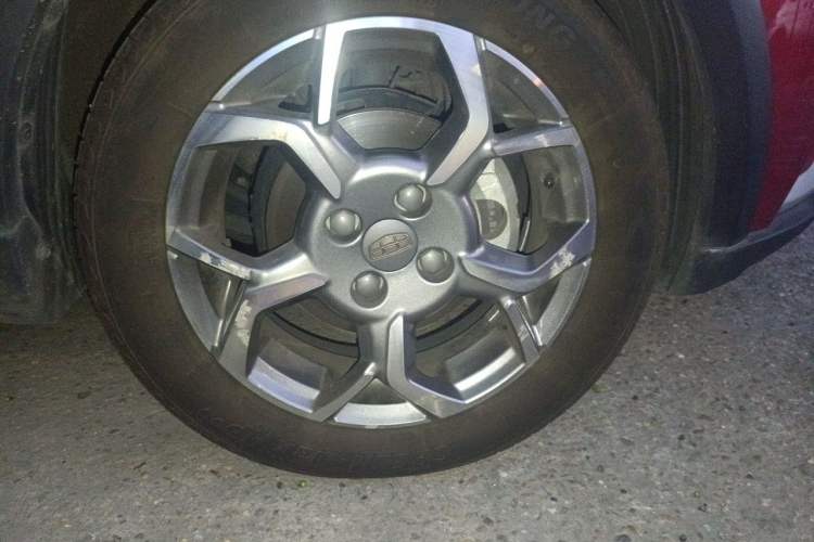 Used Geely Auto Vision X1 2017 1.3L Automatic Player Edition Right Front Wheel Hub