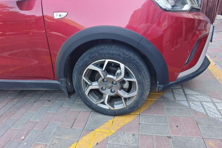 Used Geely Auto Vision X1 2017 1.3L Automatic Player Edition Right Front Wheel Hub