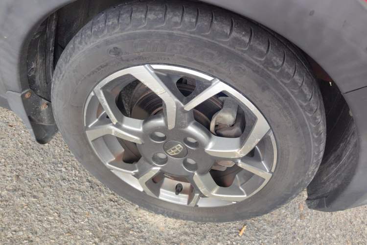 Used Geely Auto Vision X1 2017 1.3L Automatic Player Edition Right Front Wheel Hub