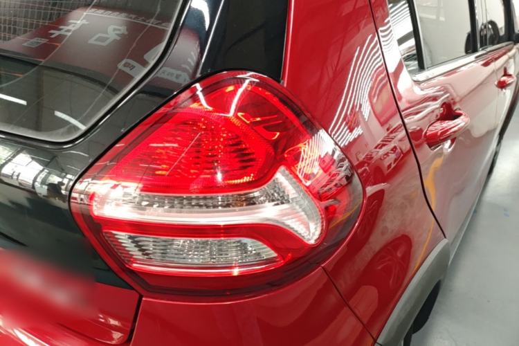 Used Geely Auto Vision X1 2017 1.3L Automatic Player Edition Right Rear Taillight