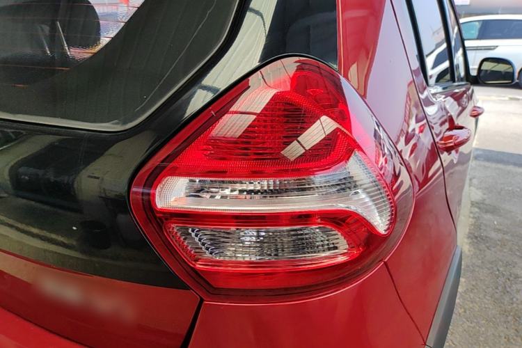 Used Geely Auto Vision X1 2017 1.3L Automatic Fun Edition Right Rear Taillight