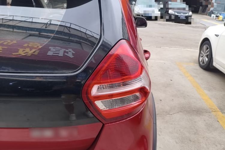 Used Geely Auto Vision X1 2017 1.3L Automatic Player Edition Right Rear Taillight