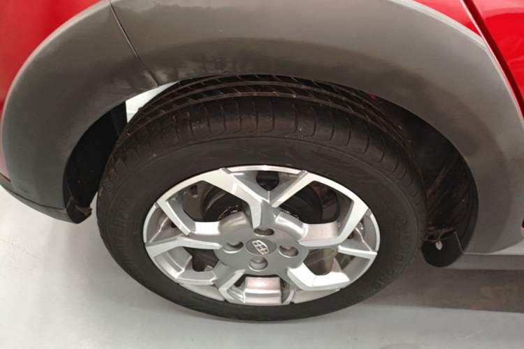 Used Geely Auto Vision X1 2017 1.3L Automatic Player Edition Right Rear Wheel Hub