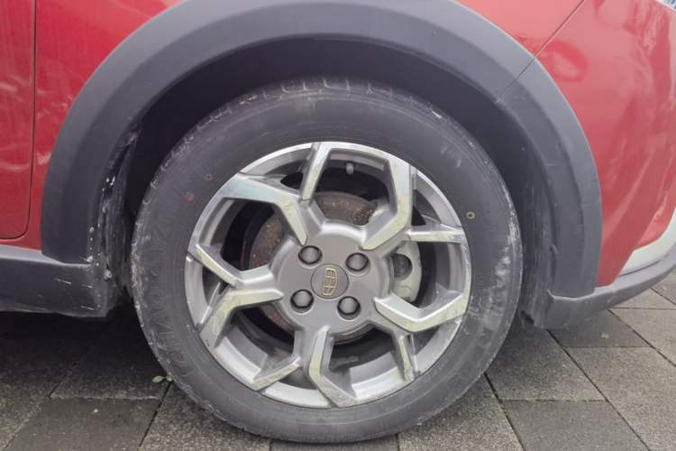 Used Geely Auto Vision X1 2017 1.3L Automatic Player Edition Right Rear Wheel Hub