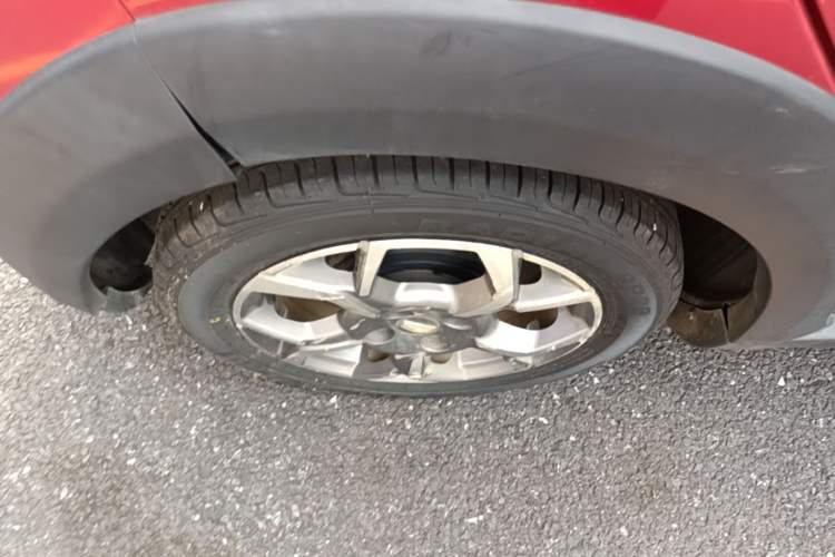 Used Geely Auto Vision X1 2017 1.3L Automatic Player Edition Right Rear Wheel Hub