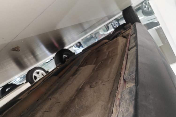 Used Geely Auto Vision X1 2017 1.3L Automatic Fun Edition Right Side Sill