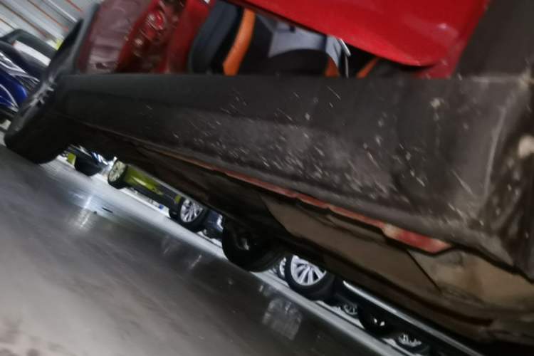 Used Geely Auto Vision X1 2017 1.3L Automatic Player Edition Right Side Sill