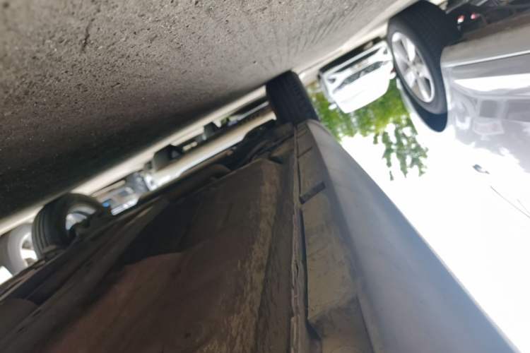 Used Geely Auto Vision X1 2017 1.3L Automatic Fun Edition Right Side Sill
