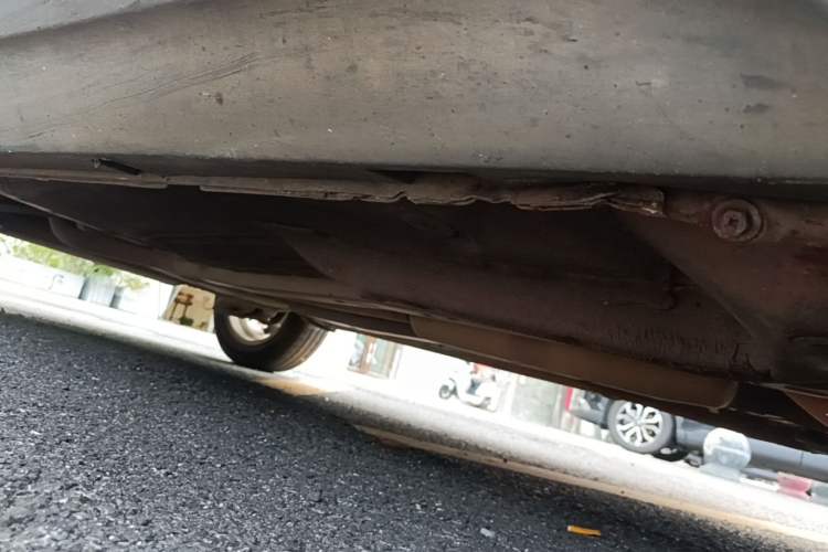 Used Geely Auto Vision X1 2017 1.3L Automatic Player Edition Right Side Sill