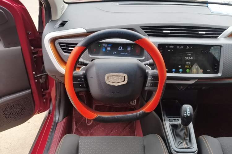 Used Geely Auto Vision X1 2017 1.3L Automatic Player Edition Steering Wheel