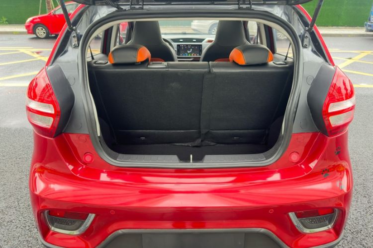 Used Geely Auto Vision X1 2017 1.3L Automatic Player Edition Trunk
