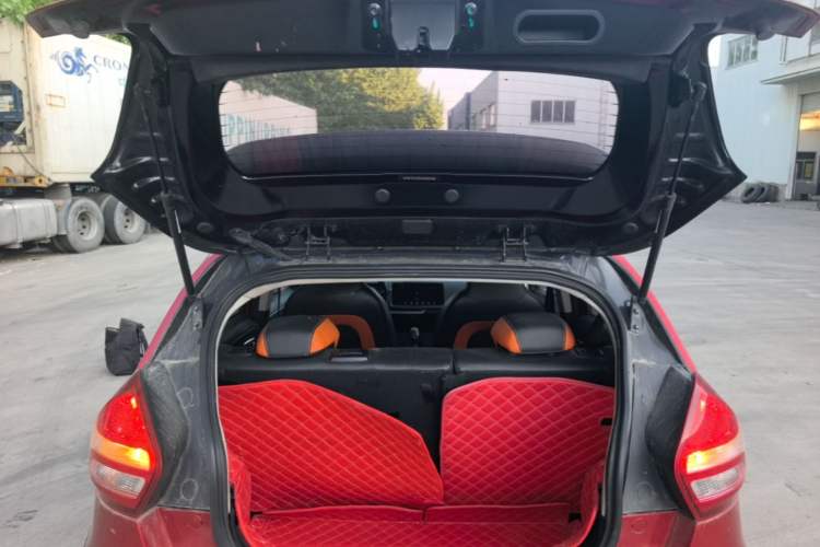 Used Geely Auto Vision X1 2017 1.3L Automatic Player Edition Trunk