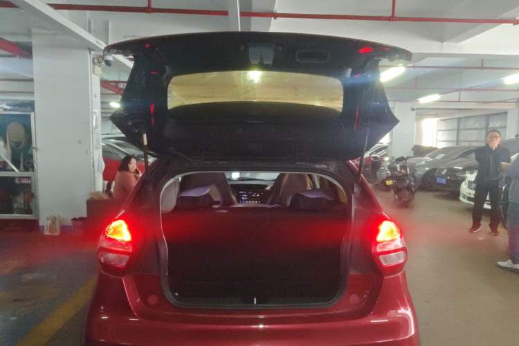 Used Geely Auto Vision X1 2017 1.3L Automatic Fun Edition Trunk