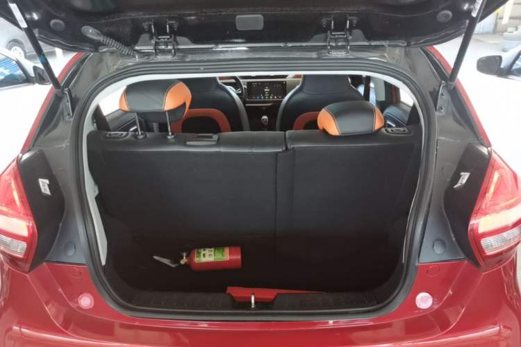 Used Geely Auto Vision X1 2017 1.3L Automatic Player Edition Trunk