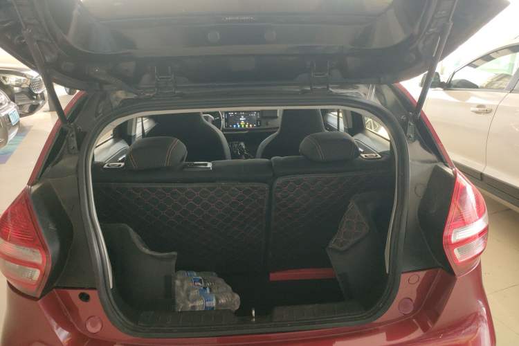 Used Geely Auto Vision X1 2017 1.3L Automatic Fun Edition Trunk