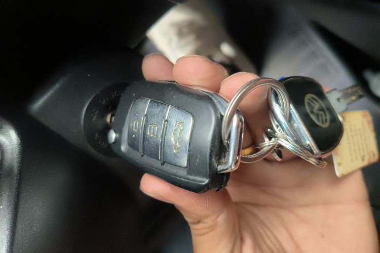 Used Geely Auto Vision X1 2017 1.3L Automatic Fun Edition Vehicle Key