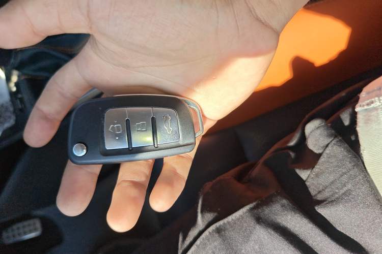 Used Geely Auto Vision X1 2017 1.3L Automatic Fun Edition Vehicle Key