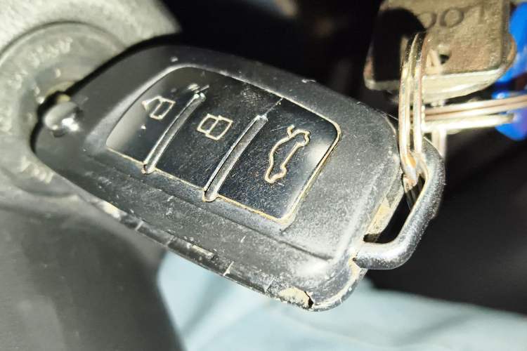 Used Geely Auto Vision X1 2017 1.3L Automatic Player Edition Vehicle Key