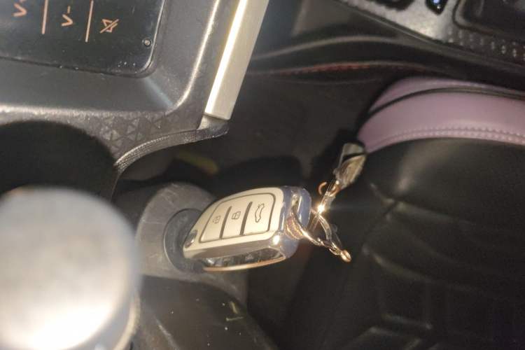 Used Geely Auto Vision X1 2017 1.3L Automatic Fun Edition Vehicle Key