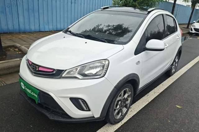 Gebrauchter Geely Auto Vision X1 2017 1.3L Automatic Fun Edition
