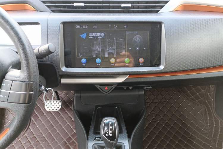Used Geely Auto Vision X1 2017 1.3L Automatic Fun Edition Audio And AC Panel