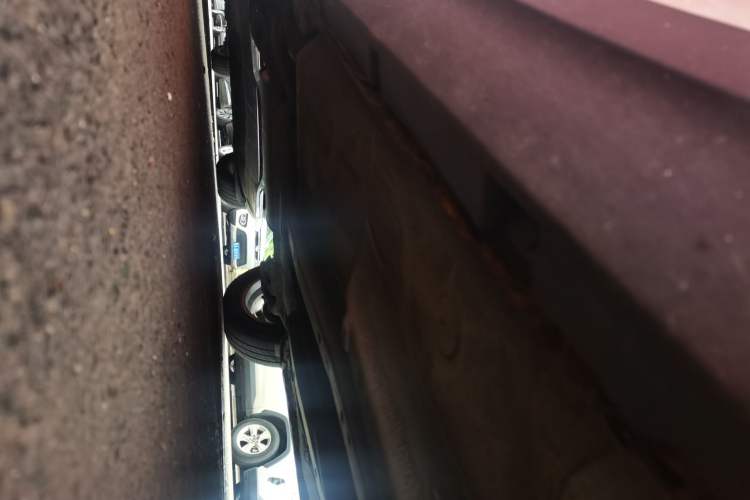 Used Geely Auto Vision X1 2017 1.3L Manual Frenzy Edition Chassis Front Right