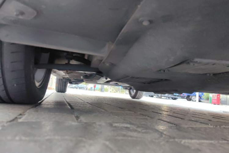 Used Geely Auto Vision X1 2017 1.3L Automatic Player Edition Chassis Front Right
