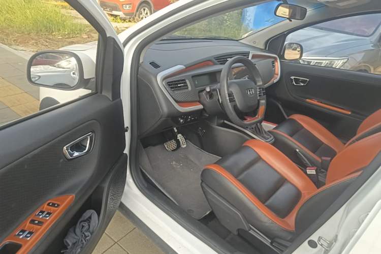 Used Geely Auto Vision X1 2017 1.3L Automatic Fun Edition Driver Seat