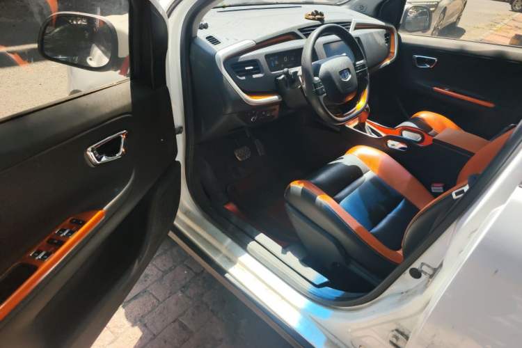 Used Geely Auto Vision X1 2017 1.3L Automatic Player Edition Driver Seat