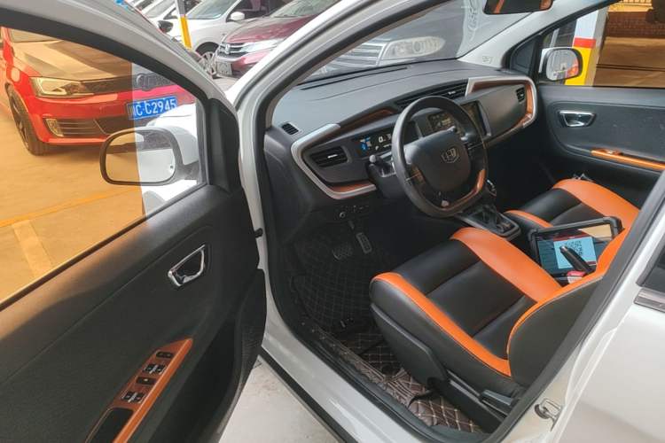 Used Geely Auto Vision X1 2017 1.3L Automatic Player Edition Driver Seat