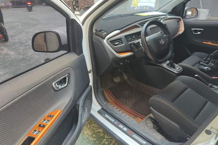 Used Geely Auto Vision X1 2017 1.3L Automatic Fun Edition Driver Seat