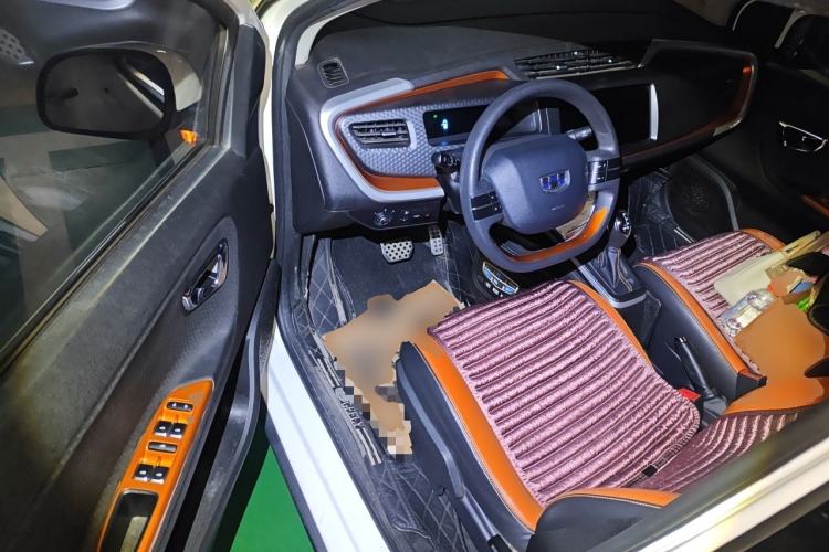 Used Geely Auto Vision X1 2017 1.3L Automatic Player Edition Driver Seat