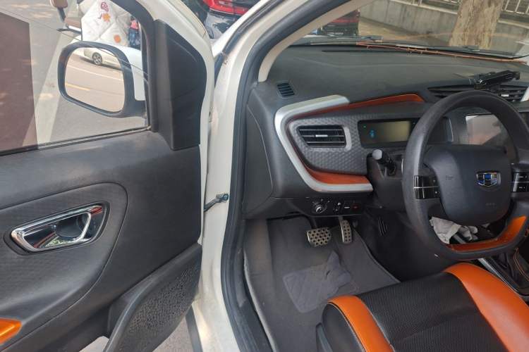 Used Geely Auto Vision X1 2017 1.3L Automatic Player Edition Driver Seat