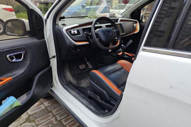 Used Geely Auto Vision X1 2017 1.3L Automatic Fun Edition Driver Seat