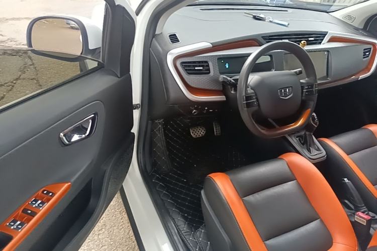 Used Geely Auto Vision X1 2017 1.3L Automatic Player Edition Driver Seat