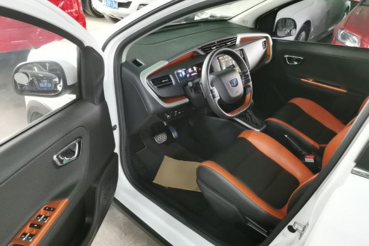 Used Geely Auto Vision X1 2017 1.3L Automatic Player Edition Driver Seat