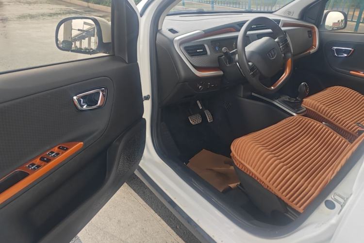 Used Geely Auto Vision X1 2017 1.3L Automatic Player Edition Driver Seat